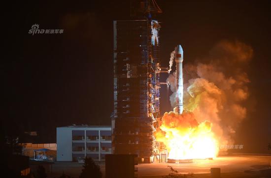 12月10日0时46分,搭载“中星1C”卫星的长征三号乙运载火箭升空。